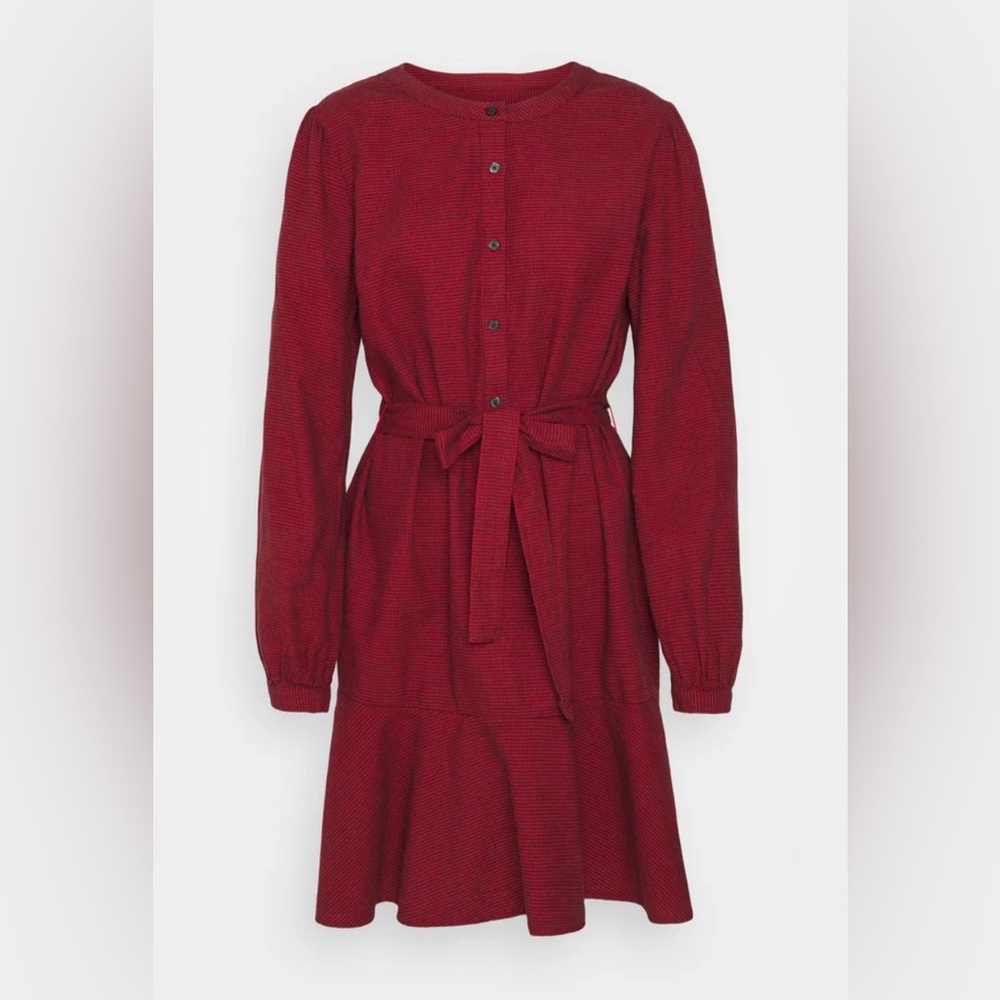 NWOT GAP red houndstooth dress